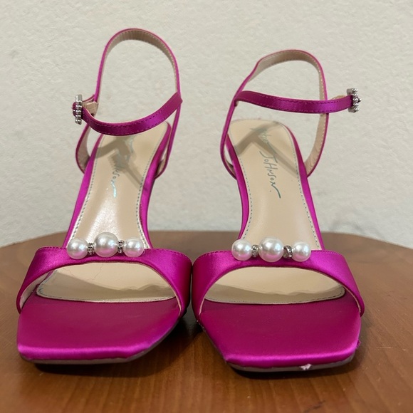 Betsey Johnson Fuchsia Blue Bottom Women's Size 6.5 Heels Formal Pearl Toe Strap - Picture 6 of 11